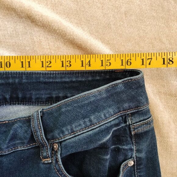 Lane Bryant Signature Fit Mid Rise Boot Cut Jeans Size 16 - Picture 8 of 8